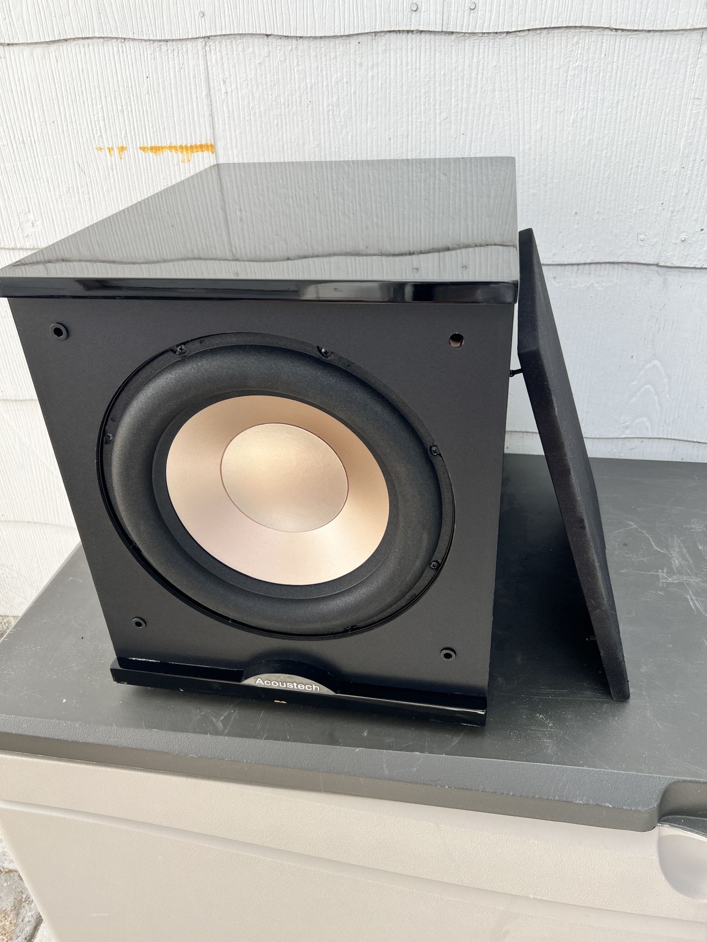 Acoustech PL-200 Powered Subwoofer