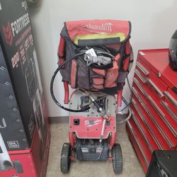 MILWAUKEE M4910-20 AIRLESS /FINISH PAINT SPARYER 3000 PSI WAL BORD TOOL HOPPER AND SPRAY GUN