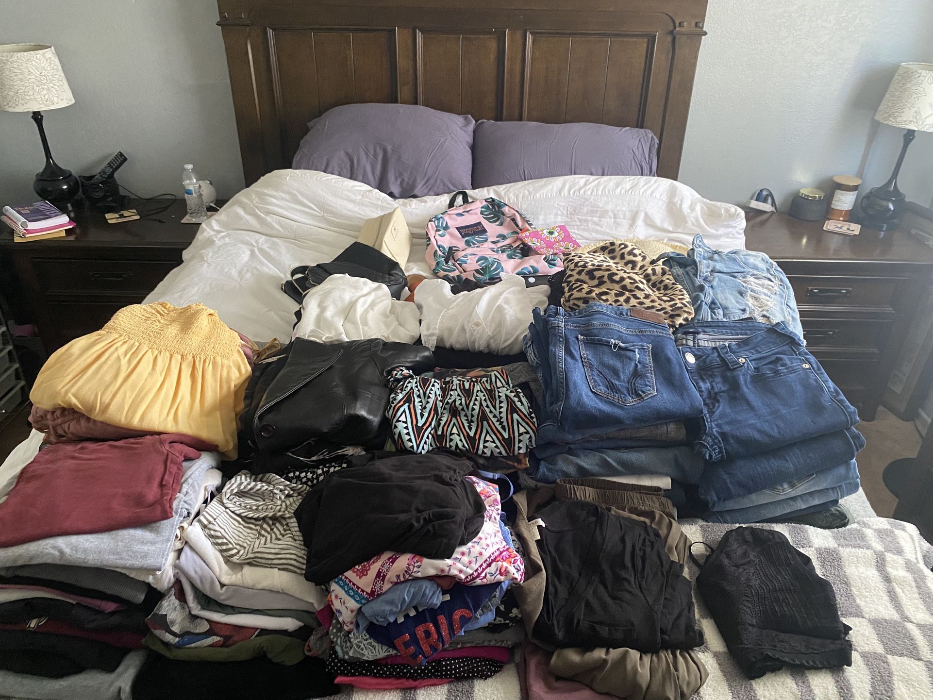 Medium Women’s Clothing Bundle