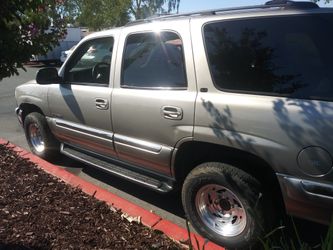 For parts 2002 chevy taho 8pasenger