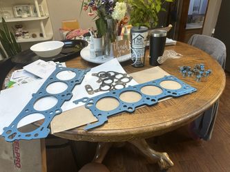 Brand New Head Gaskets, Exhaust Manifold Gasket And More! OBO!!!