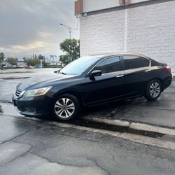Honda Accord Civic Ford Fusion Hybrid Nissan Sentra Toyota Corolla Scion TC Escape Hyundai Genesis Clean Title 2014 2015 2002 2016 2008 2020 2007 2017