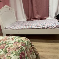 Free Twin Bed (no Holds) 