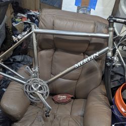 Merlin Road Bike Titanium 200