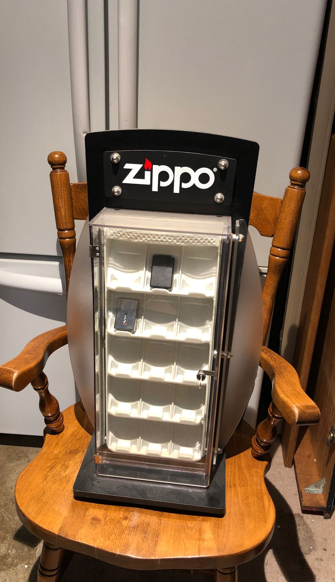 Zippo 30 Slot Lighter Display Case