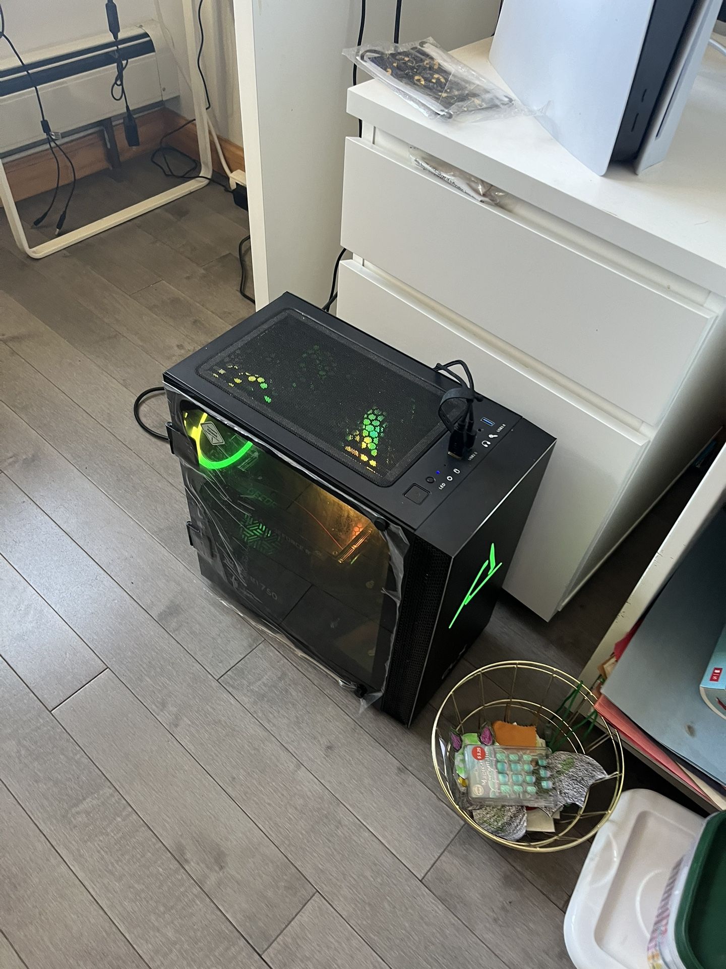 CLX Gaming Tower