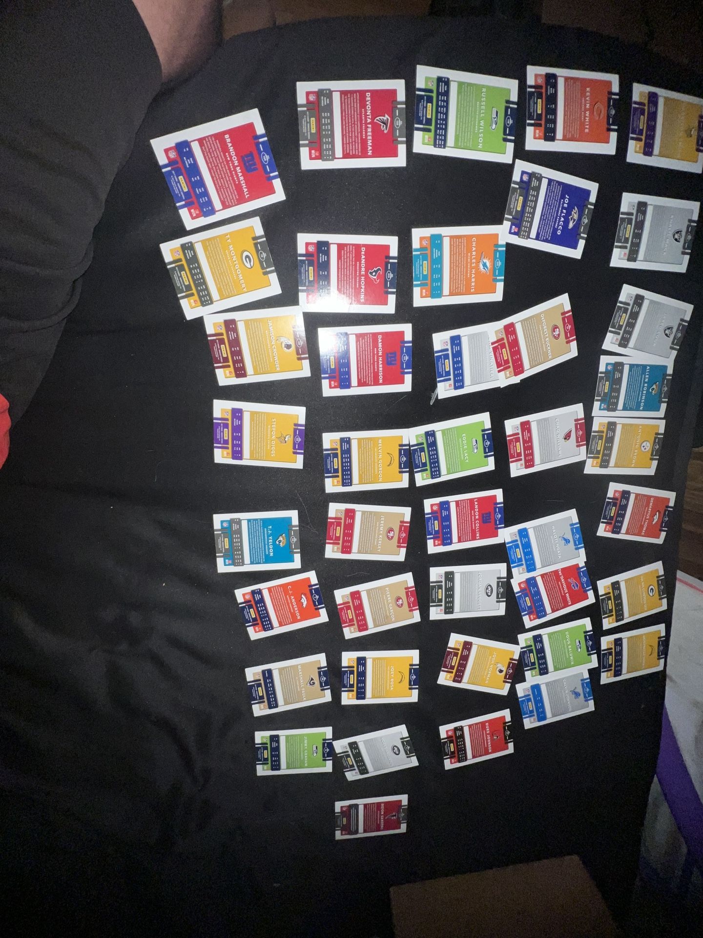 41 Assorted Football Cards READ DESC