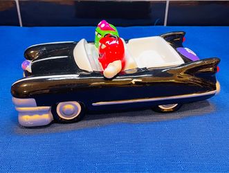Vintage beautiful M & M classic car candy dish with M & M characters driving