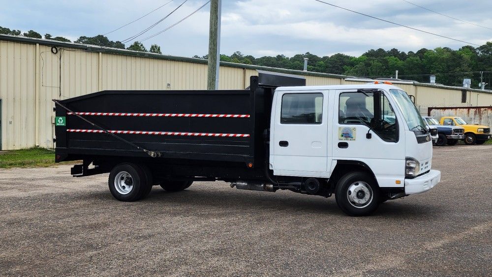 2007 CHEVY 14ft  LIGHT DUTY DUMP TRUCK
