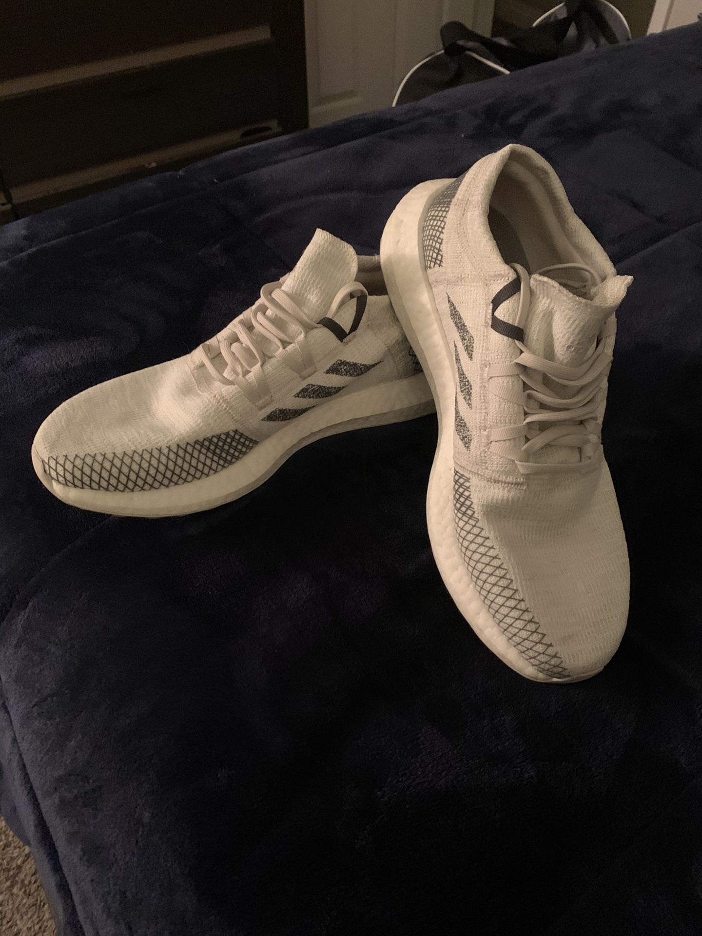 Adidas pure boost size 11.5 ( male )
