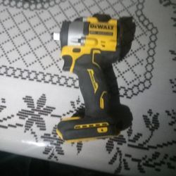 New Dewalt 1/2 Impact Tool Only 