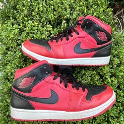 Size 11.5 - Jordan 1 Mid Reverse Bred
