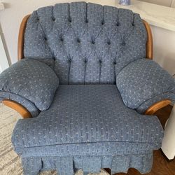 Slightly Oversized Very Comfy Chair