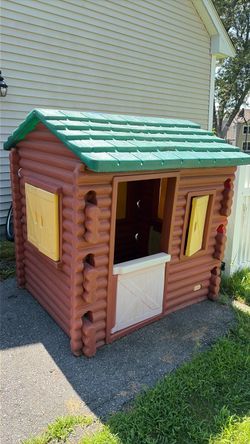 Little Tikes hard plastic play house