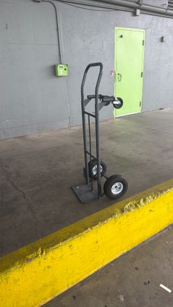 FRANKLIN 2-in-1 Convertible Hand Truck - 800 lb./600 lb. Capacity