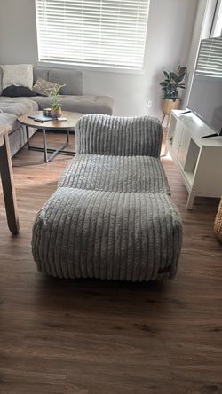 Fabric lounge chair