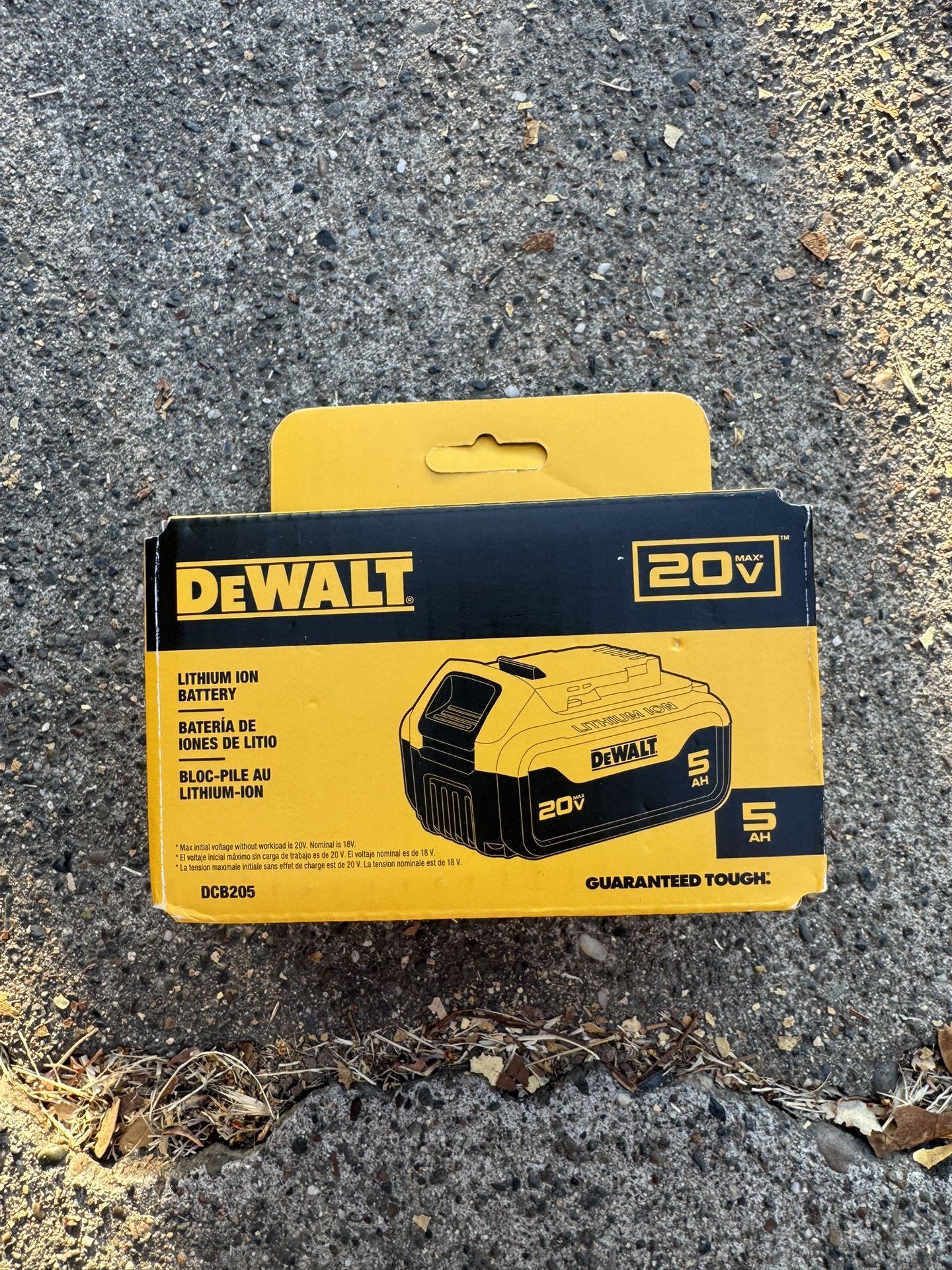 DEWALT 20V MAX 5.0Ah Battery