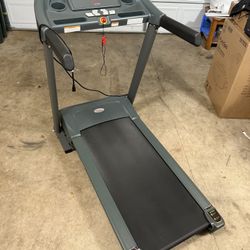 Walking treadmill