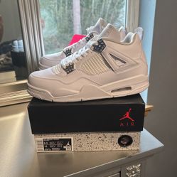 Retro 4 Pure Moneys 