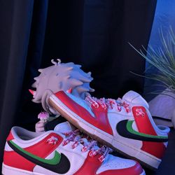 SB Dunk ‘habibi’