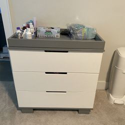  Changing Table with drawers 