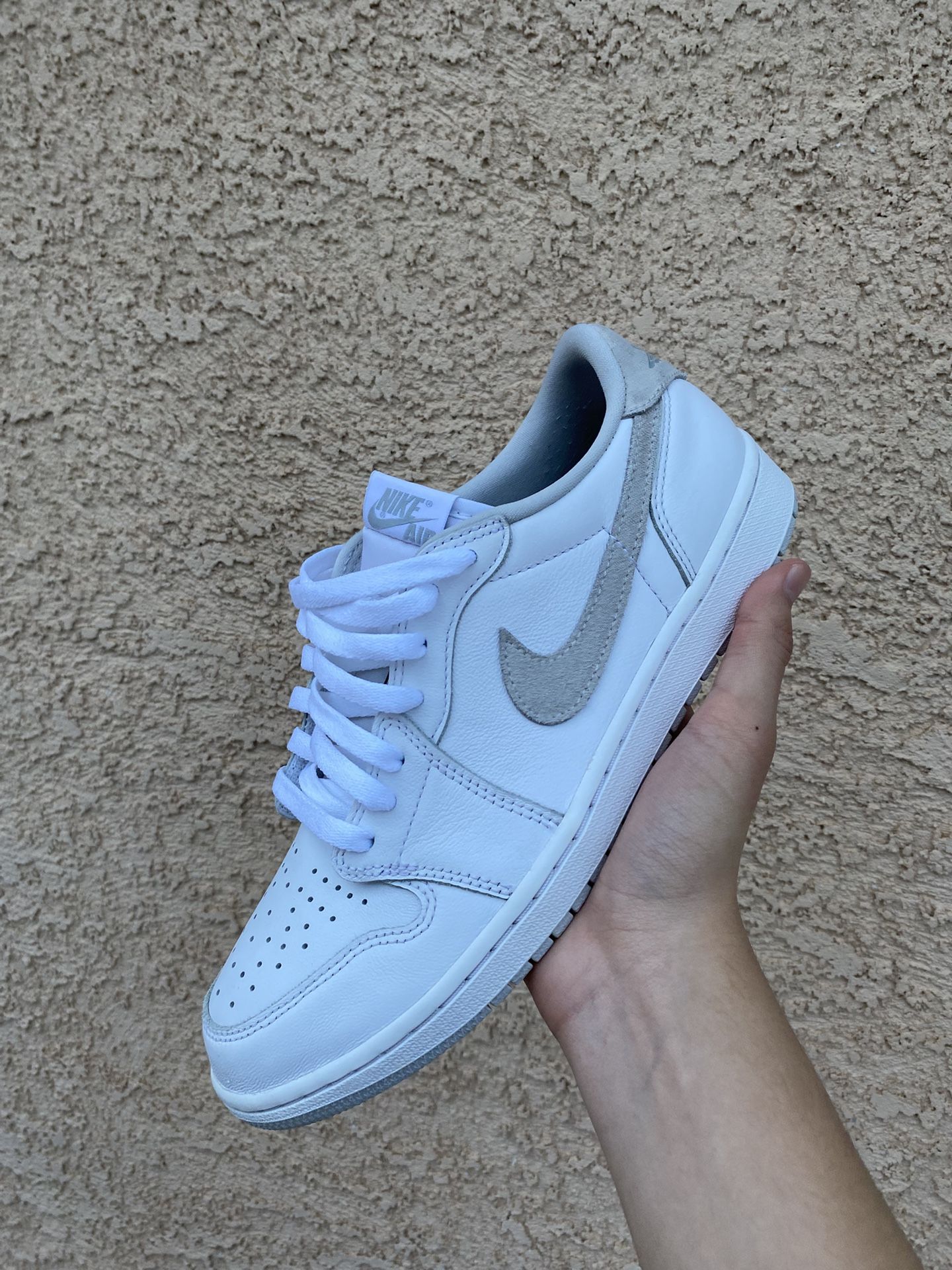 Jordan 1 Low OG Neutral Grey (2021/2024)