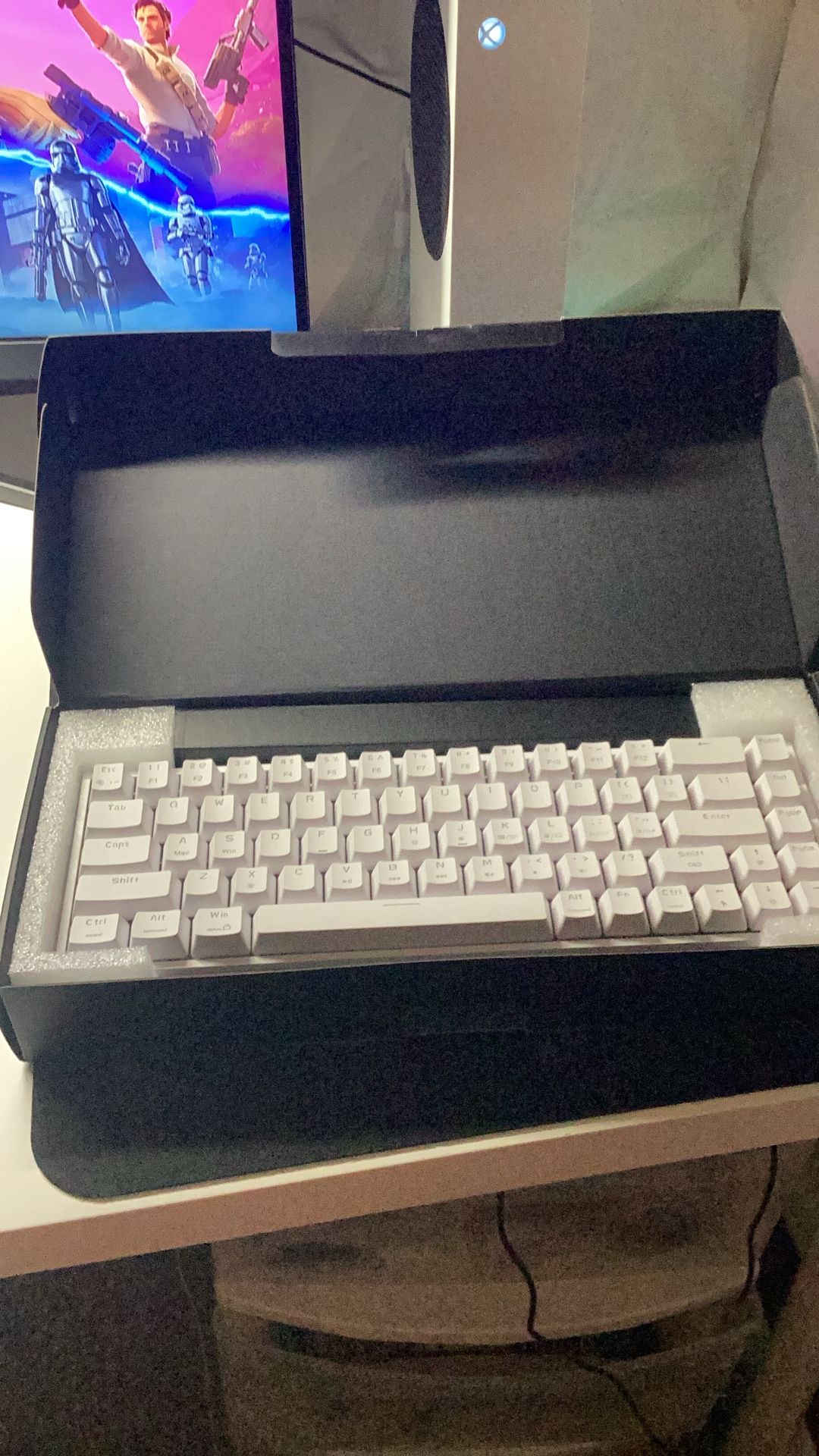 Wired White Gaming Keyboard (READ DESC!!)