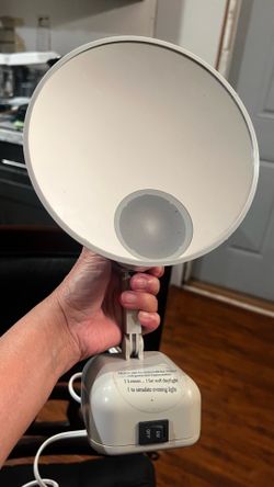 Floxite FL-615-2 15X Magnifying Lighted Makeup Mirror