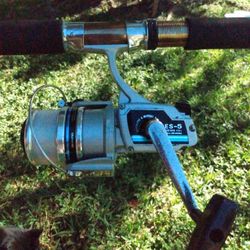 Vintage Olympic 10ft Spinning Rod & ES-5 Reel for Sale in Laud By Sea, FL -  OfferUp