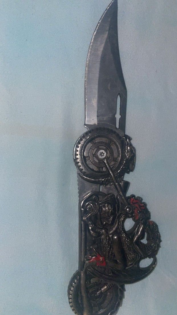 Knife