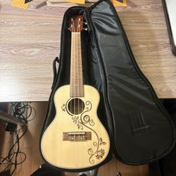 Hricane Concert Ukulele 23 Inch Spruce Flower Top Sapele