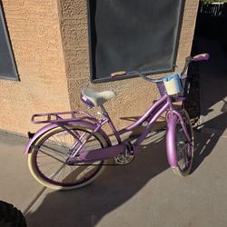 Two bikes for sale , eighty dollars or best offer