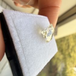 3.04 Carat Round Lab Grown Diamond E Color VVS2 Clarity IGI Certified