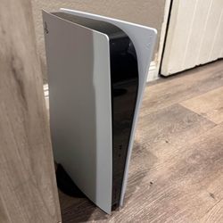 PLAYSTATION 5! With Games.
