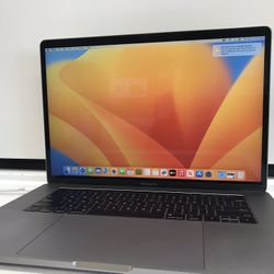 15” MacBook Pro  Touch Bar i7  32GB RAM 