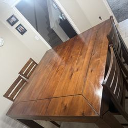 Kitchen Table And Chairs 