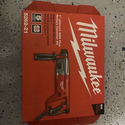 Milwaukee Ron, Hammond, and chippy hammer