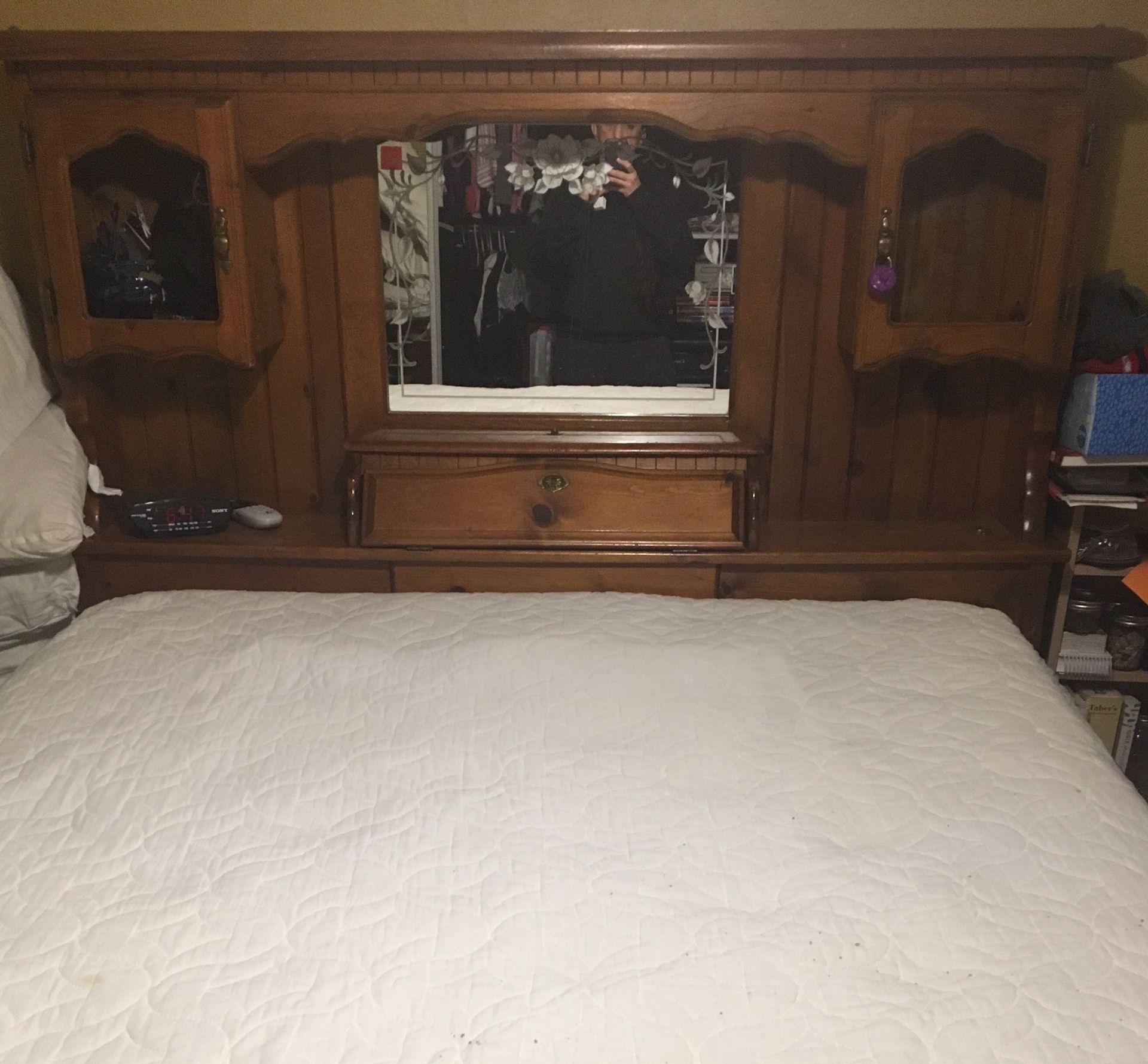 Waterbed frame Queen for Sale in Federal Way, WA OfferUp