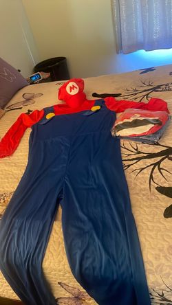 Disfras. De Mario sise. L. Y. XL