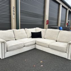 Sectional Couch 