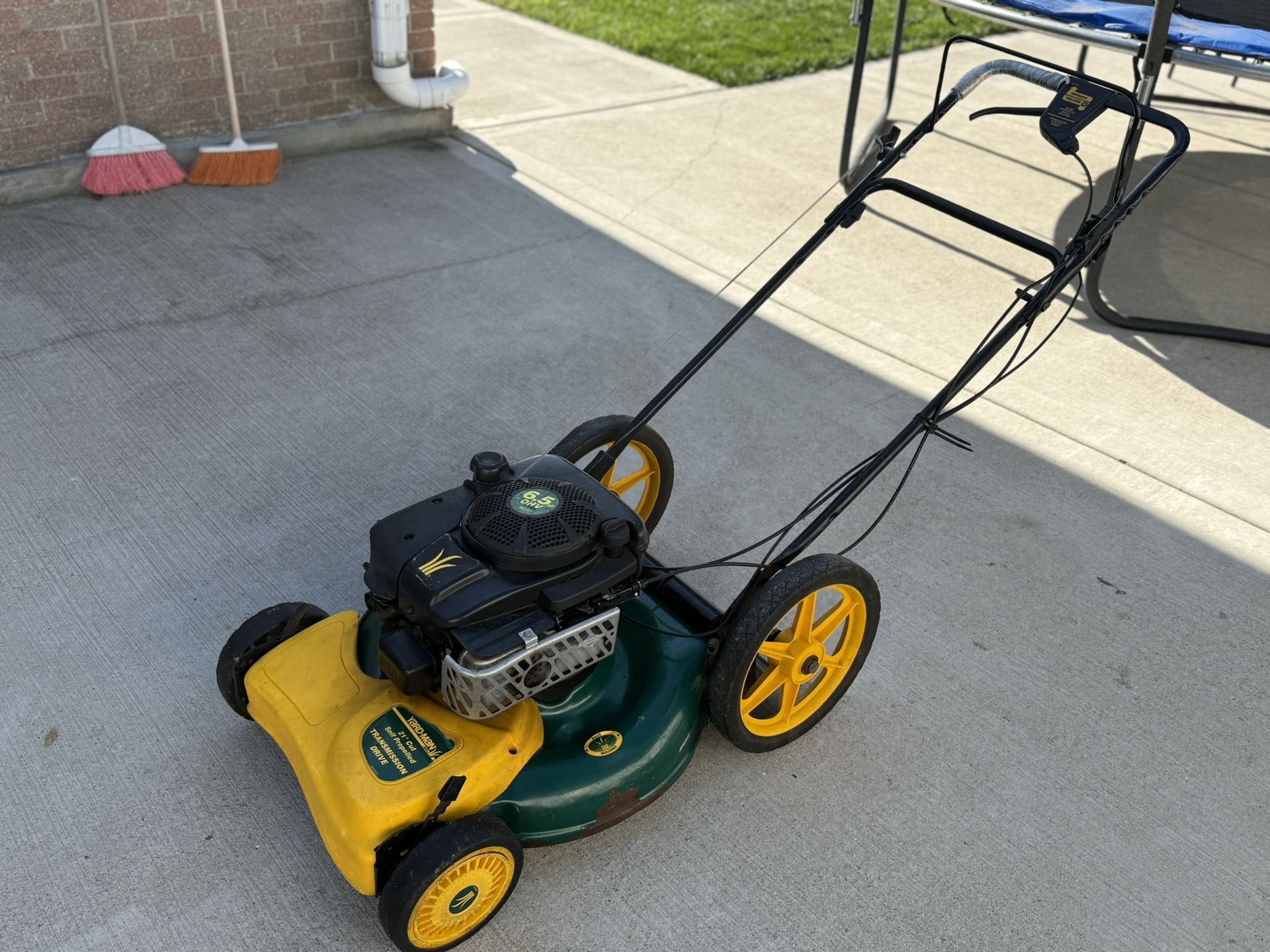 Yard Man 21" Lawn Mower