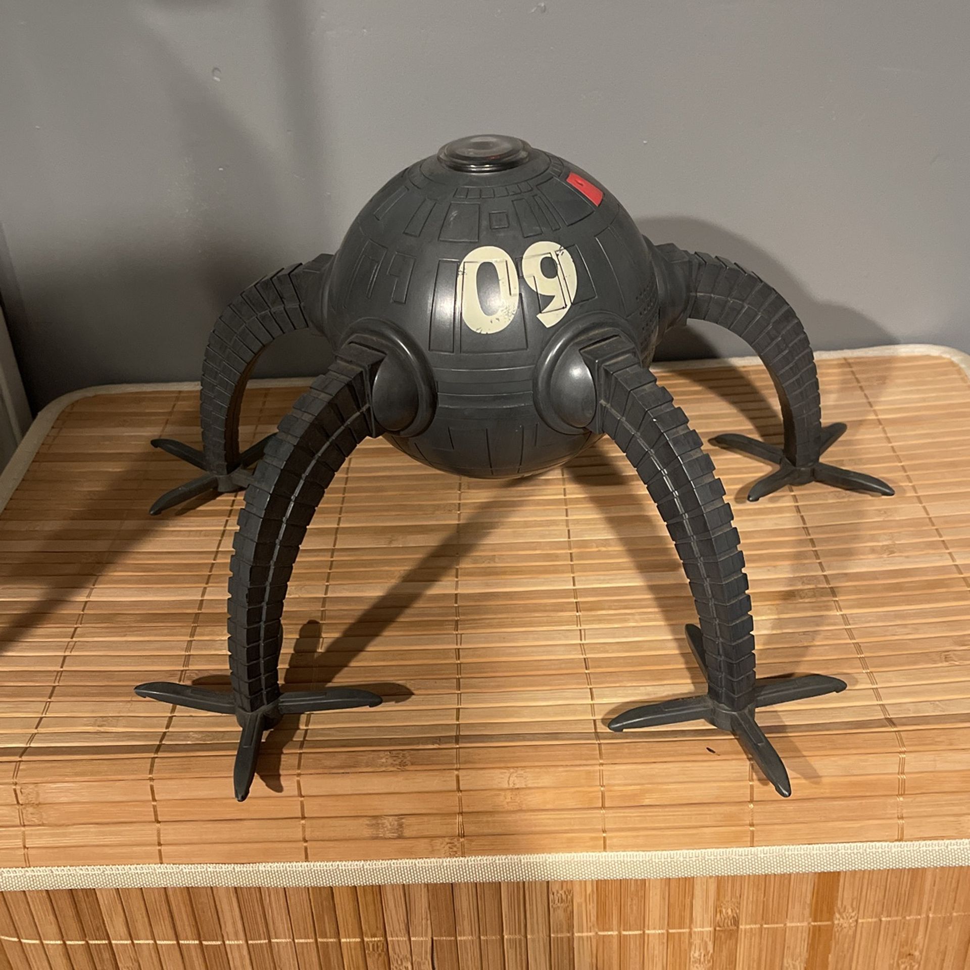 The Incredibles Omnidroid