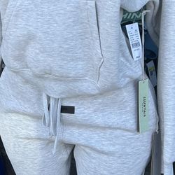 Women’s Essentials Sweat Sets 