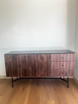 Credenza