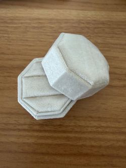 White Velvet Octagonal Ring Box