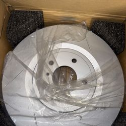 Infiniti Q50 / Q60 Front Akebono Slotted Rotors + Ceramic Pads (Z1 Motorsports) – Brand New