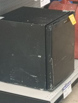 Mini fridge