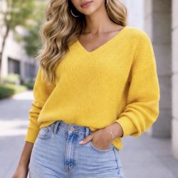 Moussy V-Neck Ribbed Sweater in Mustard Yellow