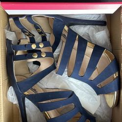 Navy Heels