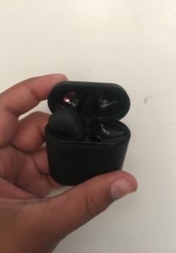 AirPod black